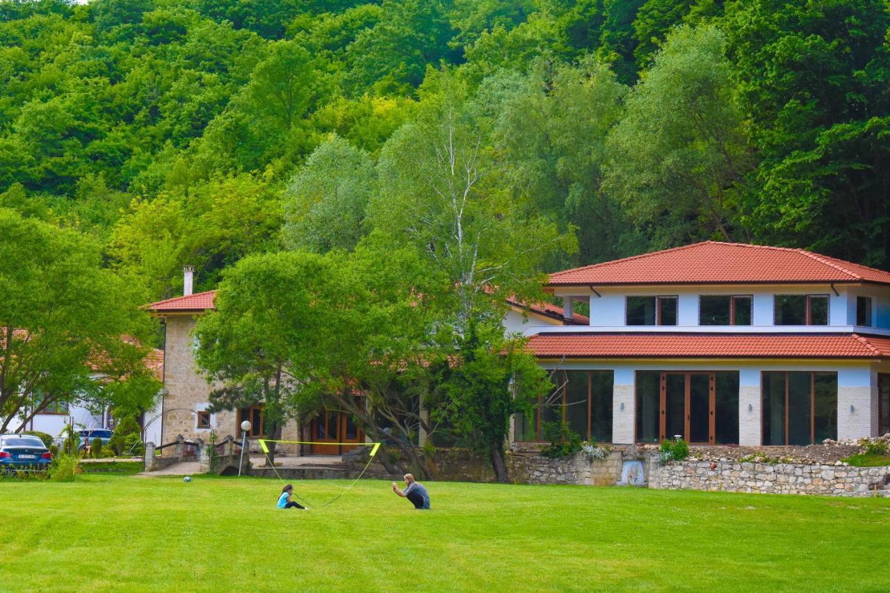 Hotel Eco Complex Izvori Varna Esterno foto
